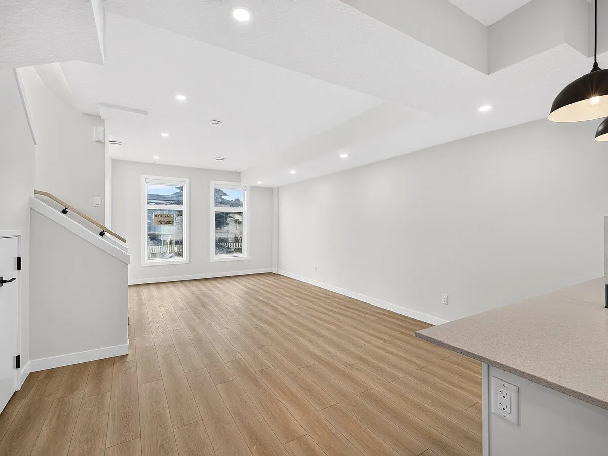 SF354 - 11306 1213 Street - Inglewood 9 Plex — Photo 4