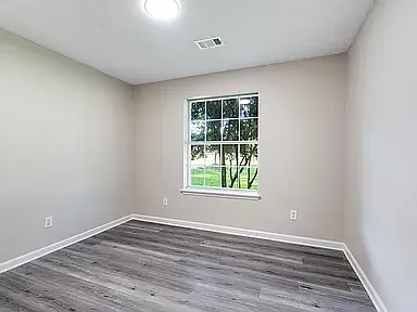 37 Pond St — Photo 13