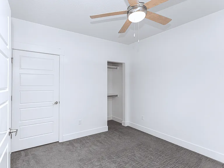 Union Midvale Apartments — Photo 22