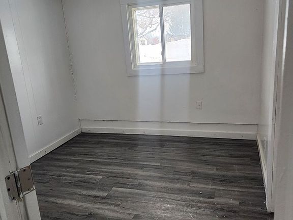 5th image of 5582 S Oceana Dr APT 1