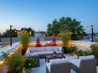 424 N 40th St APT 2, Philadelphia, PA 19104