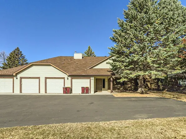 1934 Fox Ridge Dr APT B, West Saint Paul, MN 55118