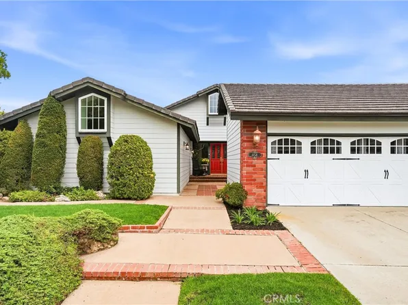 858 S Bluebird Cir, Anaheim, CA 92807