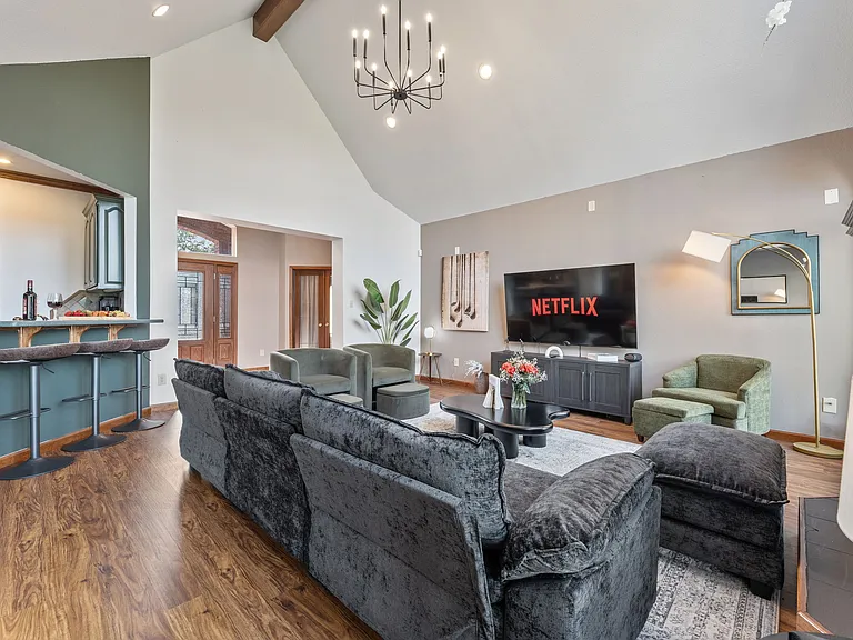 7724 Golfhill Dr — Photo 15