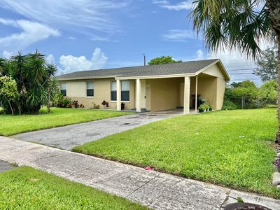 2401 Avenue H E, Riviera Beach, FL, 33404