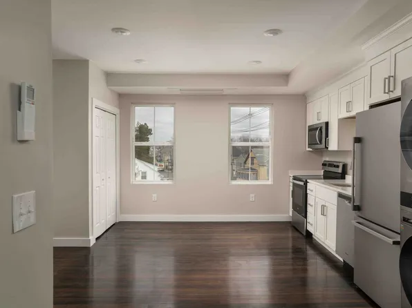 361 Admiral Street, 361 Admiral St #201, Providence, RI 02908