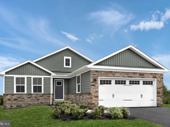 311 Perspective Pl, Hedgesville, WV 25427