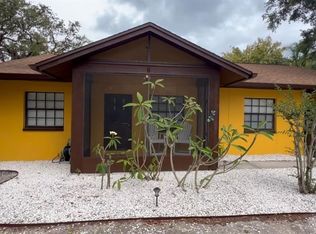 6 Bayou Ln, Palm Harbor, FL 34683