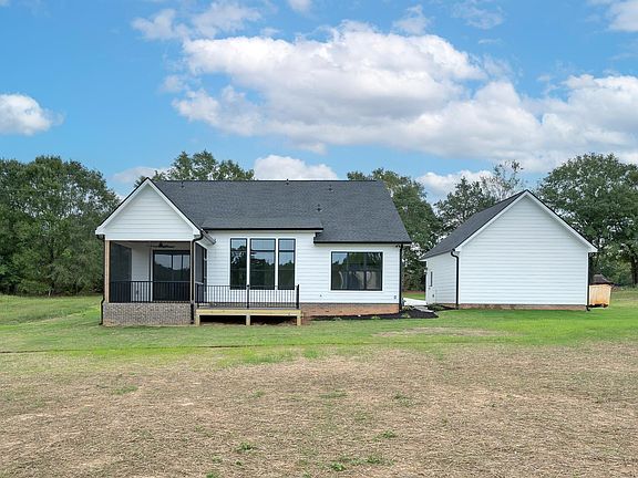 5th image of 723 Holliday Dam Rd