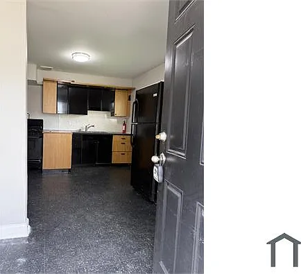 17132 Walter St — Photo 6