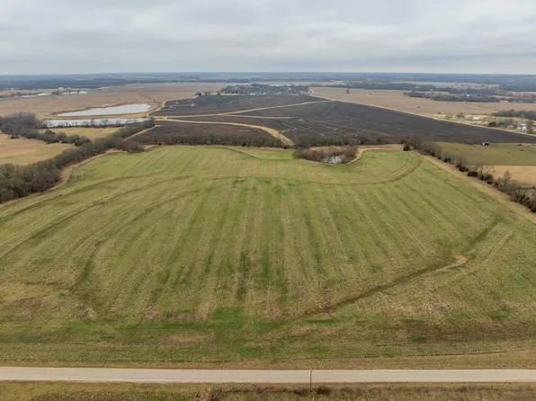 S Old Drum Rd, Garden City, MO 64747