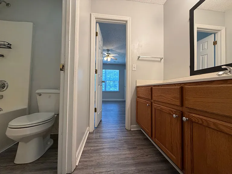 3332 Pinewood Ave — Photo 11