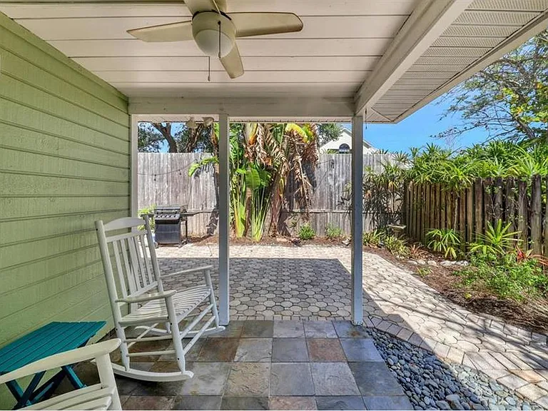 3521 Almeria Ave — Photo 20