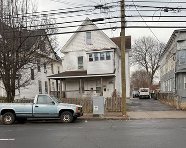 880 Connecticut Avenue, Bridgeport, CT, 06607