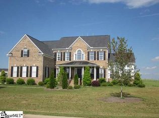 8 Scotts Bluff Rd, Simpsonville, SC 29681