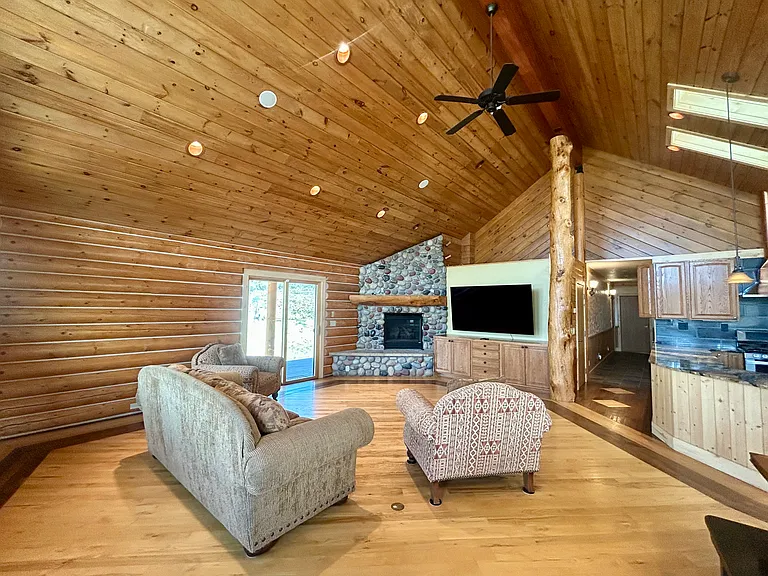31125 Corral Dr — Photo 6