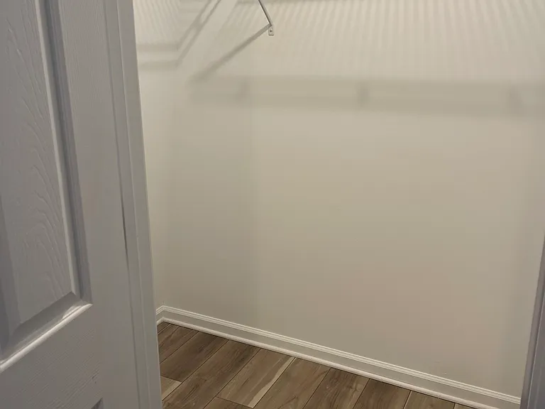 1020 E Main St #5 — Photo 12