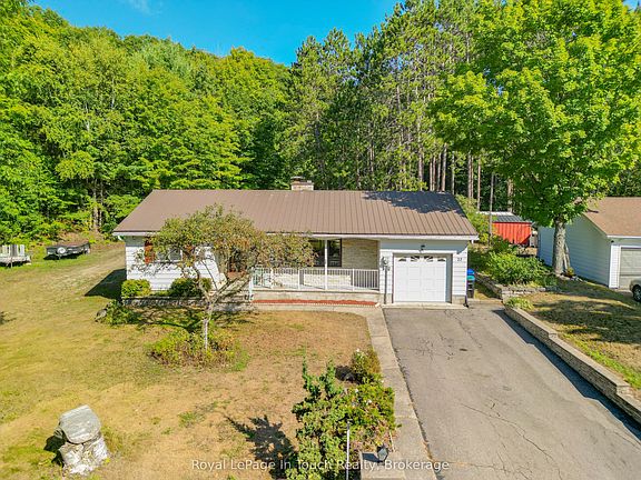 2nd image of 22 Glendale Rd