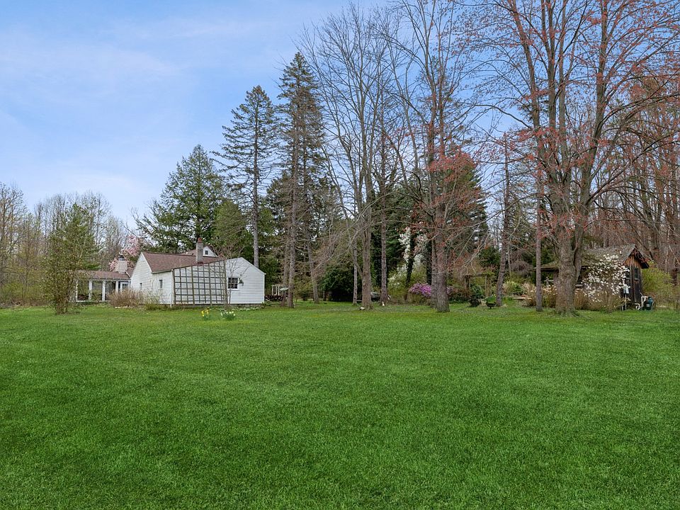 13012 Red Arrow Hwy, Sawyer, MI 49125 | Zillow