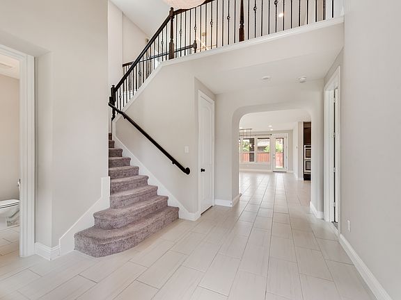 4th image of 9814 Gristmill Ln
