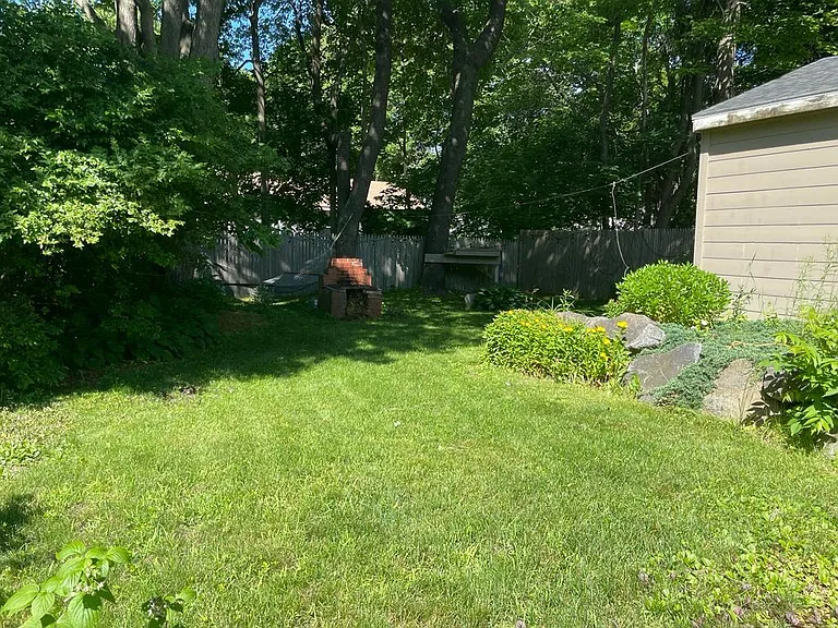 42 Coolidge Ave — Photo 11