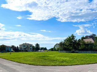 Java Ave, Maharishi Vedic City, IA 52556