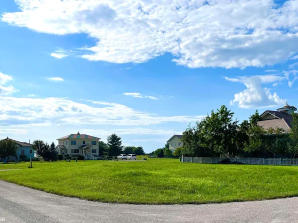 Java Ave, Maharishi Vedic City, IA 52556