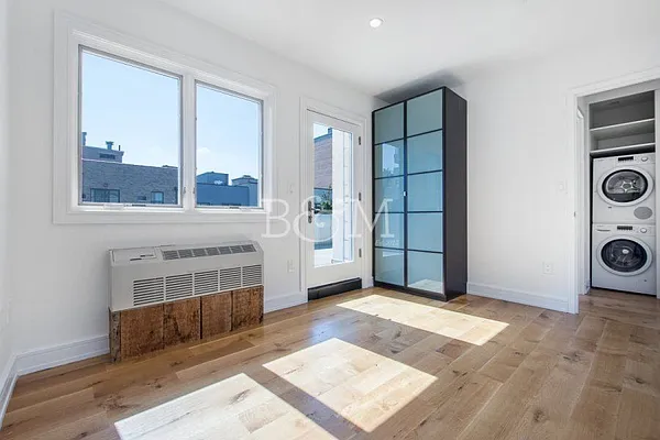 Rented by Brick&Mortar | media 2