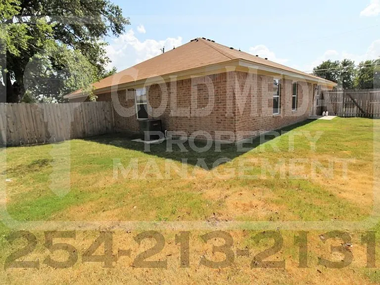 1809 Aztec Trce — Photo 17