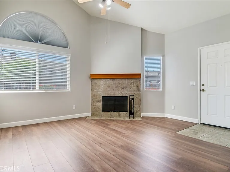 1555 Orange Ave #1007 — Photo 2