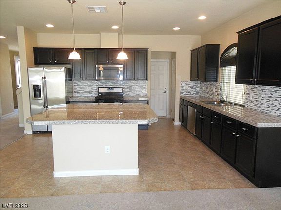 5th image of 9629 Stoney Mesa Ct