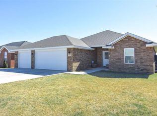 2335 Flagstone Dr, Clovis, NM 88101