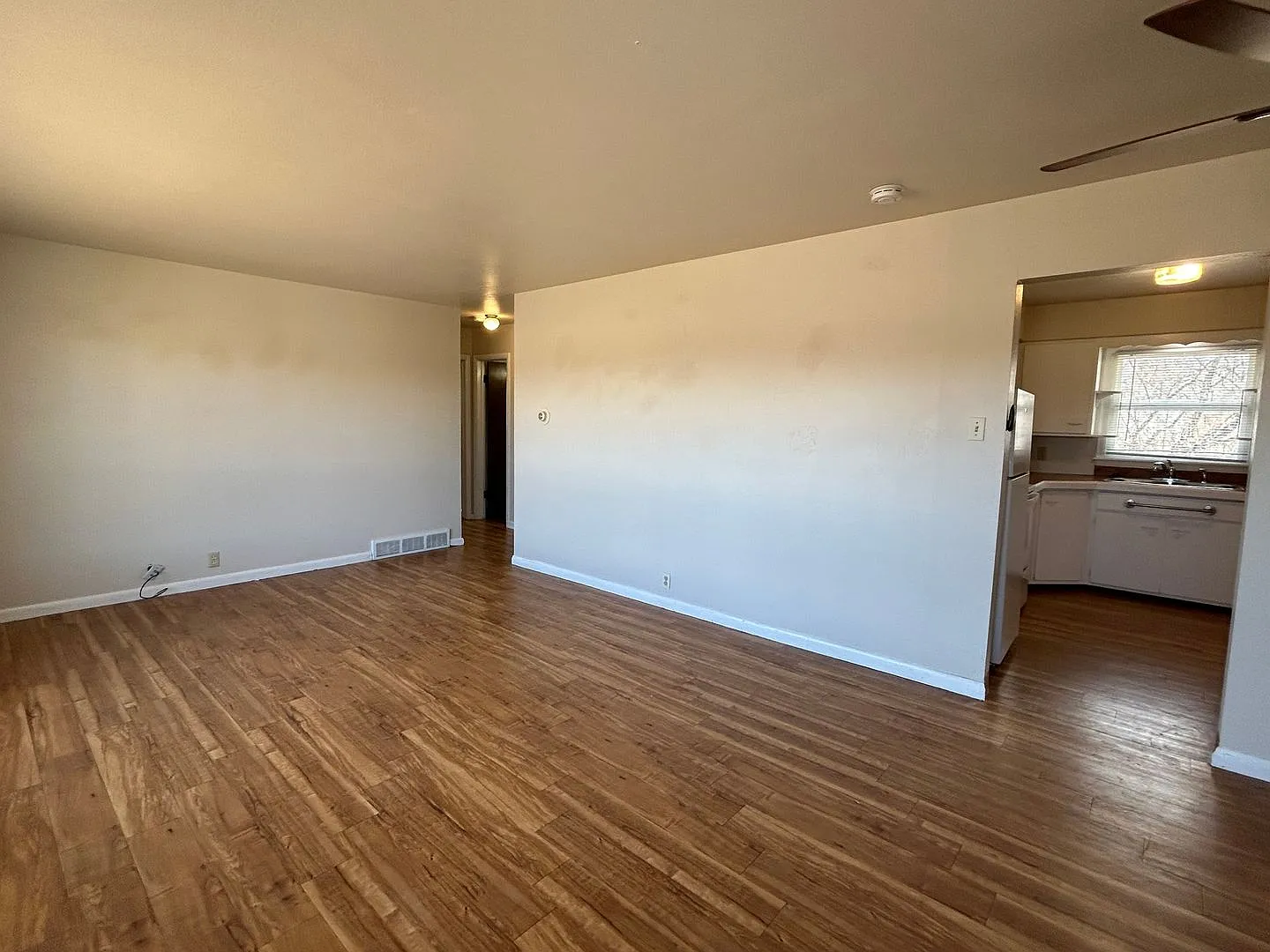 Lease Today & Pay No Rent Until October | Convenient Central Fort Collins 3 Bedroom Home Close to... — Photo 4