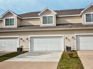 9335 Greenspire Dr UNIT 8, West Des Moines, IA 50266