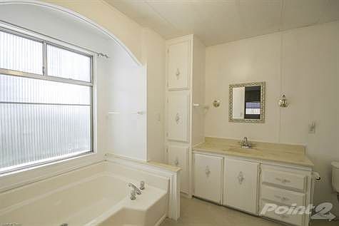 Master Bath - 7309 San Bartolo Carlsbad