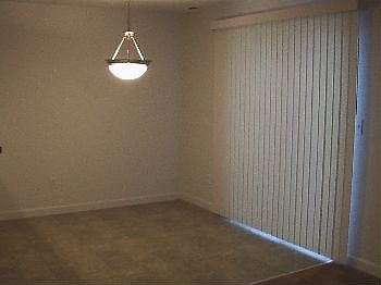 5th image of 7915 NE 61st Cir