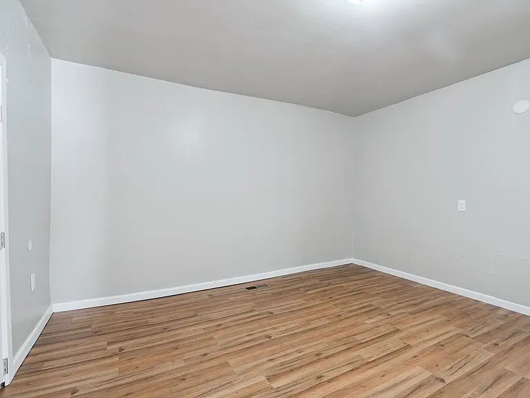 516 W Martin St — Photo 23
