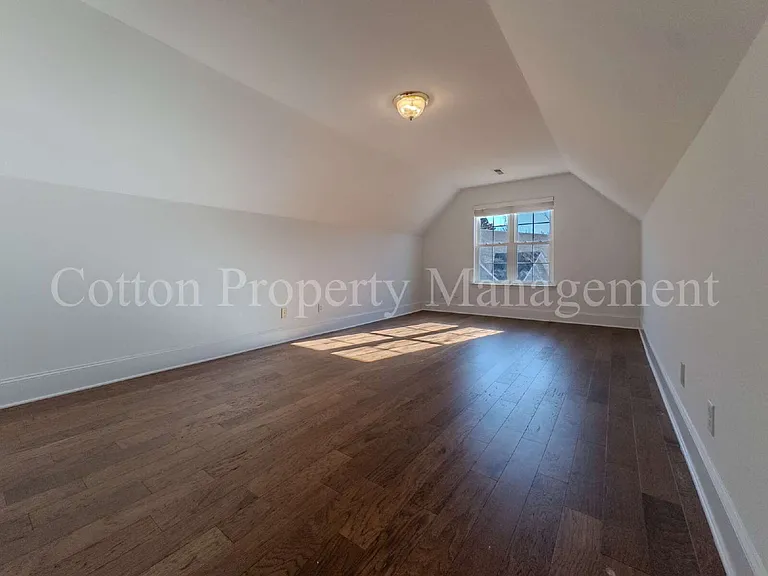 7106 Haven Way — Photo 33