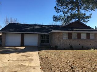 1434 Gardenside Dr, Dallas, TX 75217