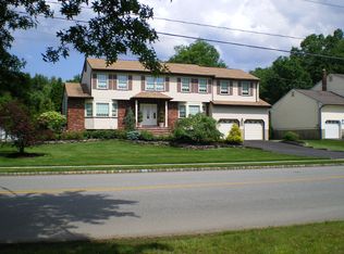 169 Edwards Rd, Parsippany, NJ 07054