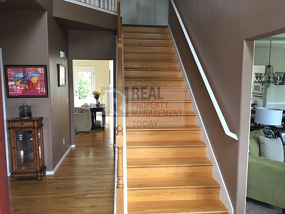 3rd image of 5007 64th Ave NW