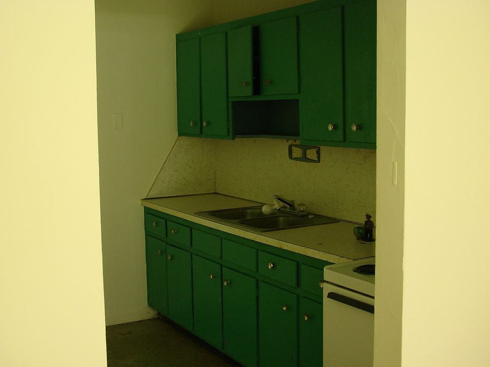 1st image of 5735 Antoinette Ln