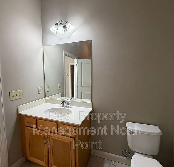 3026 Eltham Pl — Photo 35