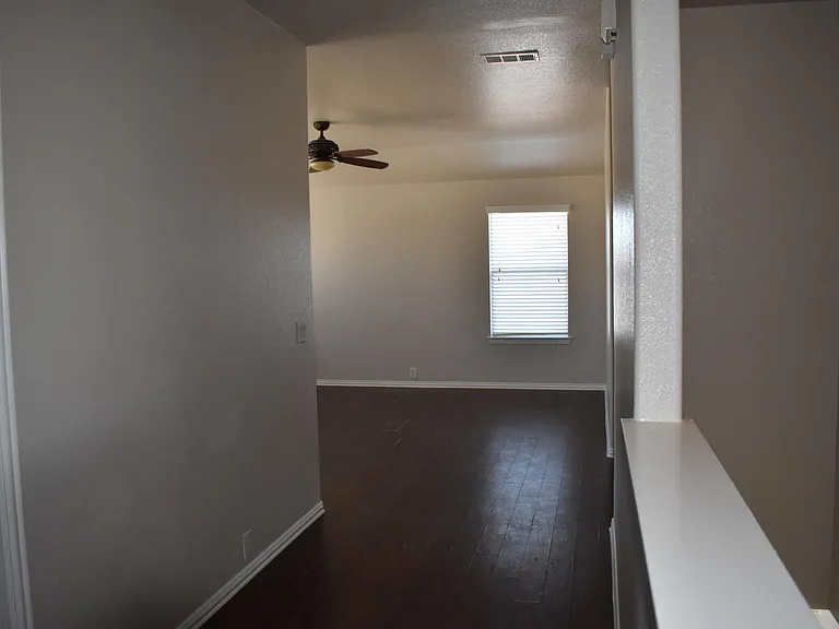 2124 Scott Creek Dr — Photo 3