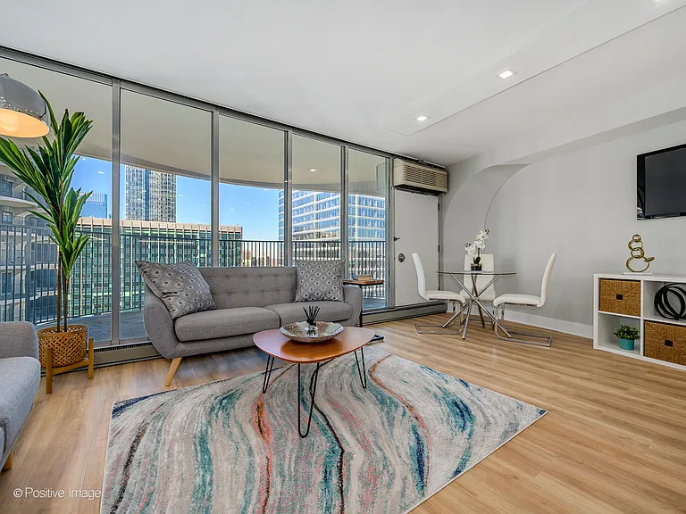 300 N State St #5125 — Photo 4