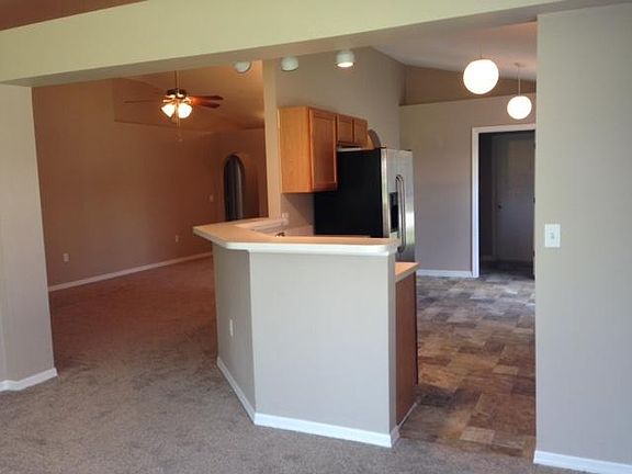 3rd image of 1351 Berryhill Dr