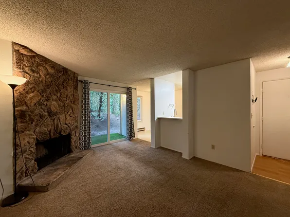 432 S 321st Pl APT G1, Federal Way, WA 98003