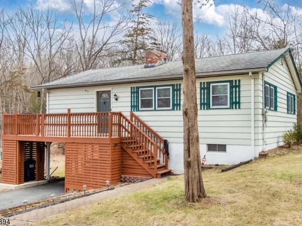 907 Rosewood Dr, Stillwater Twp., NJ 07860