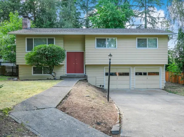 12575 SW Brookside Ave, Tigard, OR 97223