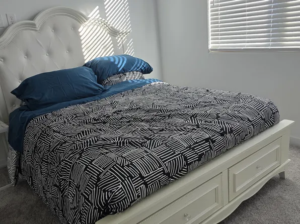 32258 N 21st Ave, Phoenix, AZ 85085